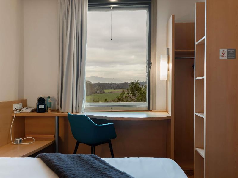 ibis Barcelona Mollet image
