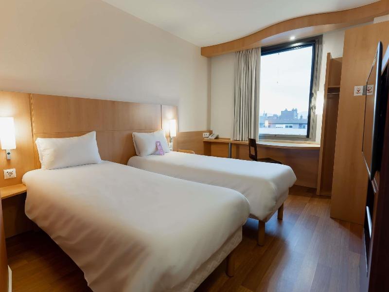 ibis Barcelona Mollet image