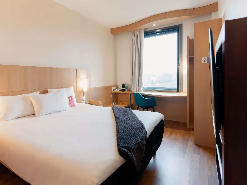 ibis Barcelona Mollet image