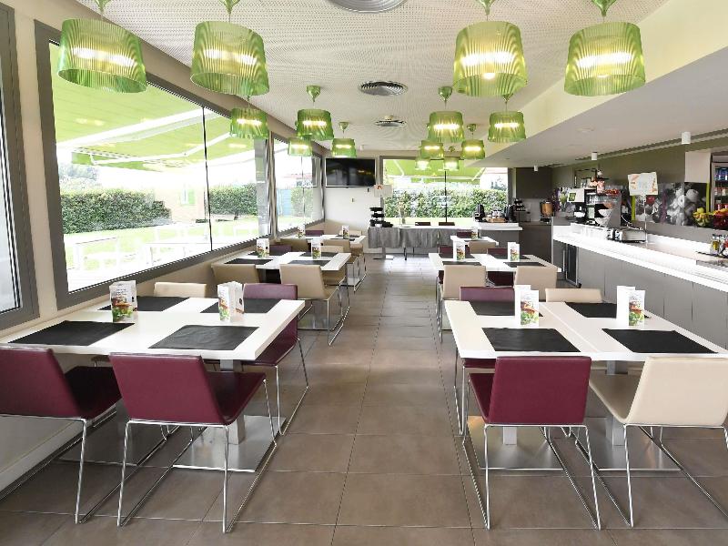 ibis Styles Lleida Torrefarrera image
