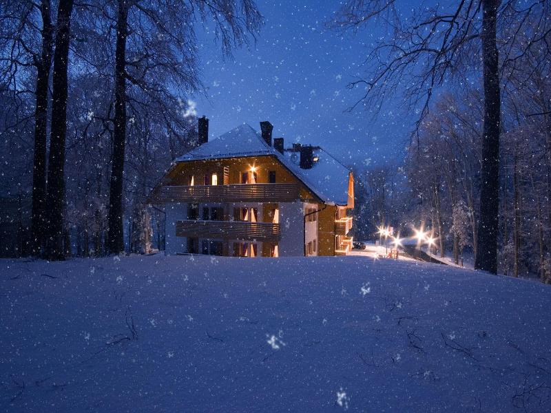 Turisticki Apartmani Snjezna Kraljica image