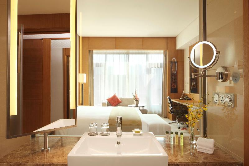 DoubleTree by Hilton Jiaxing image
