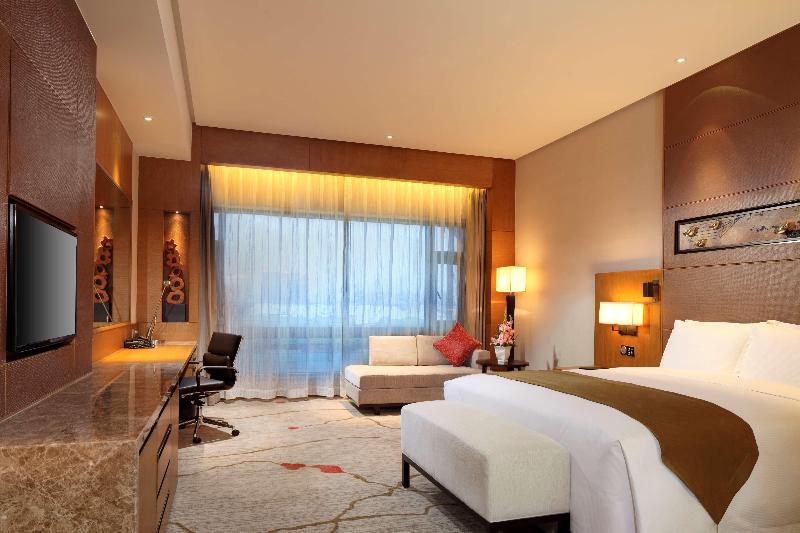 DoubleTree by Hilton Jiaxing image