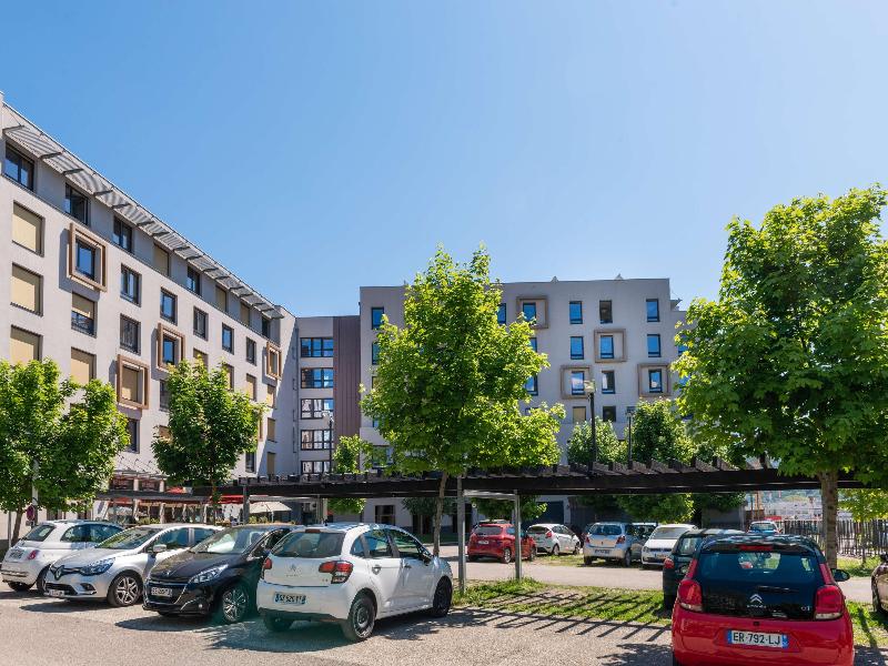 Adagio Access Grenoble Universite image