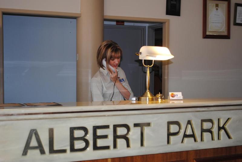 Albert Park Motor Inn