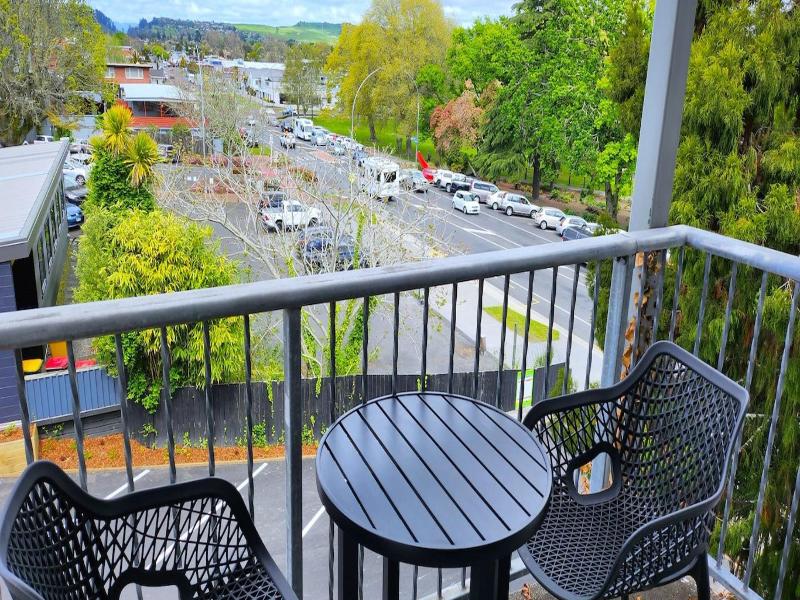 Urban Lounge Sleepery Rotorua, SureStay Collection image