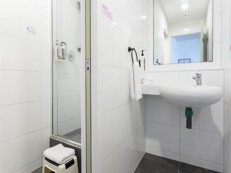 Urban Lounge Sleepery Rotorua, SureStay Collection image