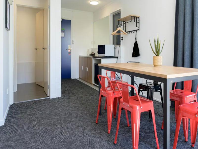 Urban Lounge Sleepery Rotorua, SureStay Collection image