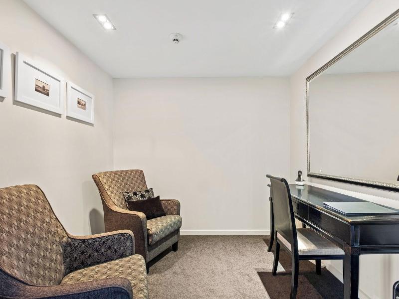 Clear Ridge Apartments