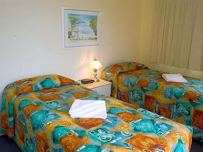 Diamond Sands Resort image