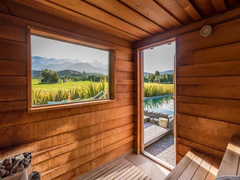 Hapuku Lodge and Tree Houses