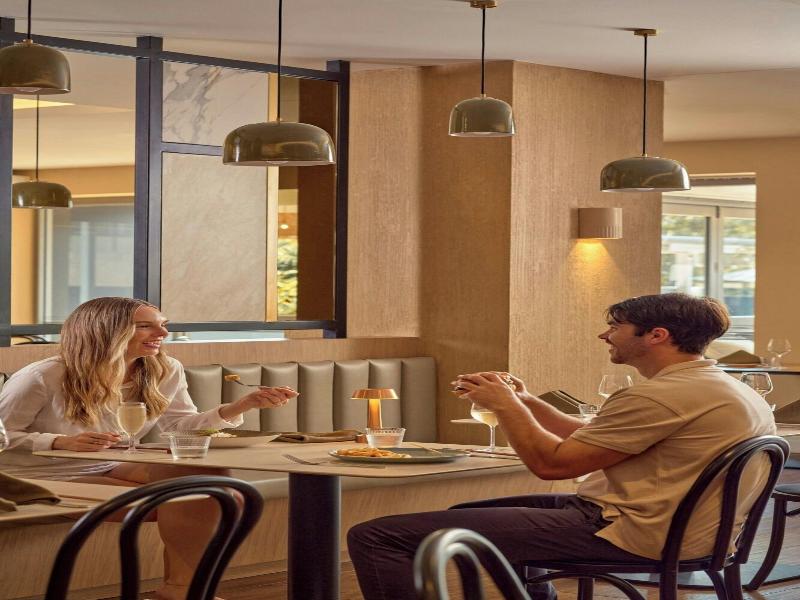 Courtyard by Marriott Darwin image
