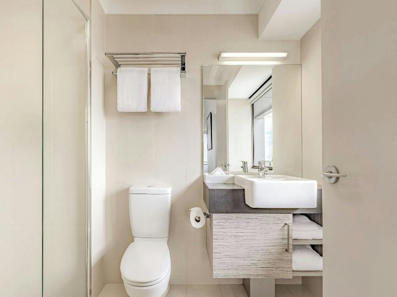 Courtyard by Marriott Darwin image