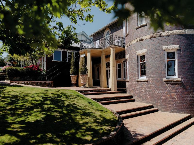 Mountain Heritage Hotel image