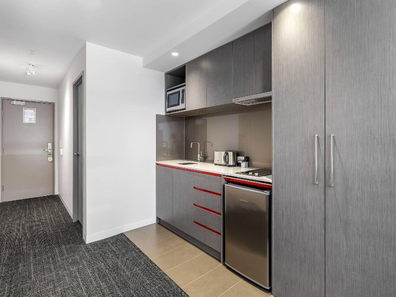 MainStay Suites Abbotsford image