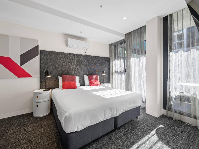 MainStay Suites Abbotsford image