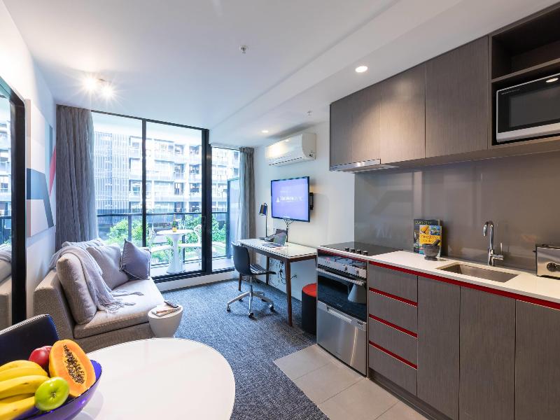 MainStay Suites Abbotsford image