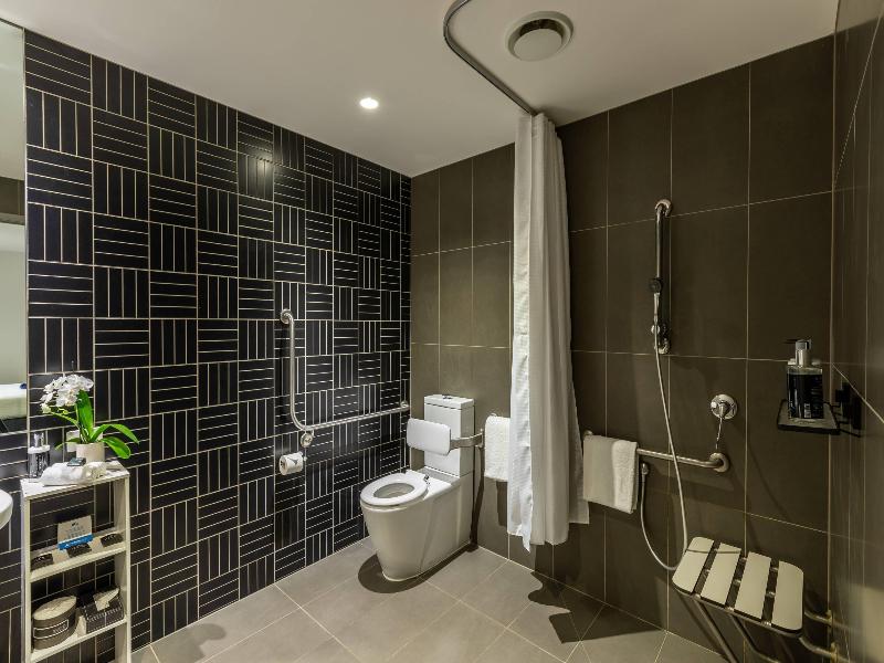 MainStay Suites Abbotsford image