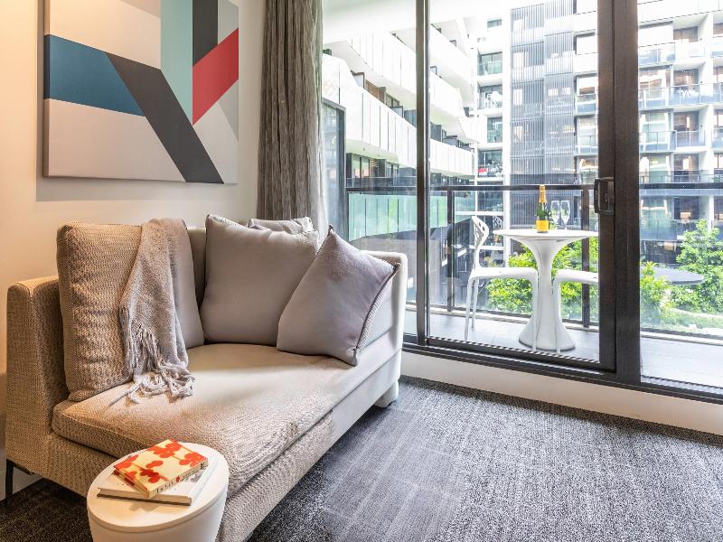 MainStay Suites Abbotsford image