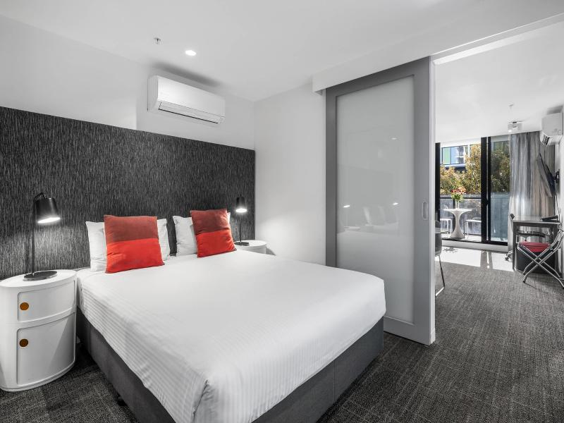 MainStay Suites Abbotsford image