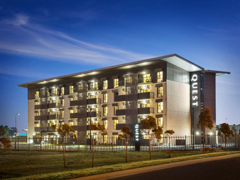 Quest Melbourne Airport Apartments image