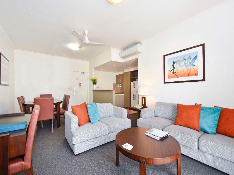 Metro Advance Apartments & Hotel Darwin image