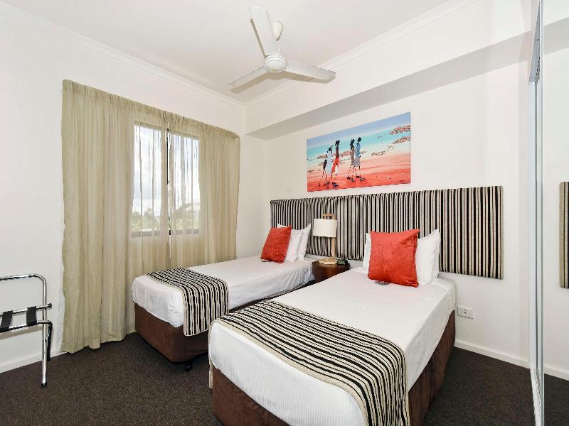 Metro Advance Apartments & Hotel Darwin image
