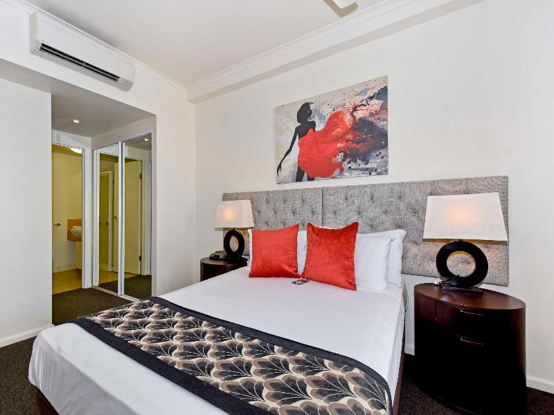 Metro Advance Apartments & Hotel Darwin image