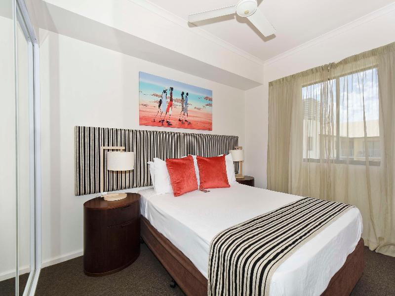 Metro Advance Apartments & Hotel Darwin image