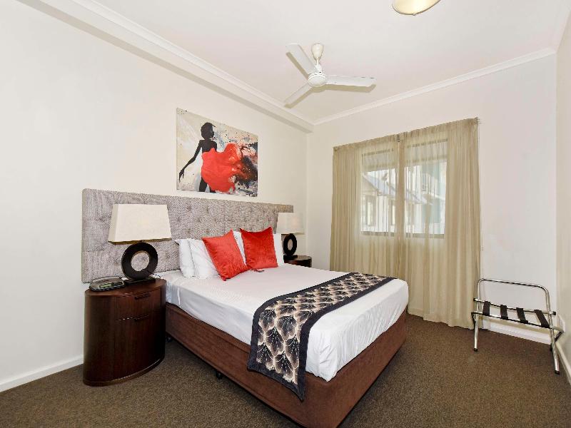 Metro Advance Apartments & Hotel Darwin image