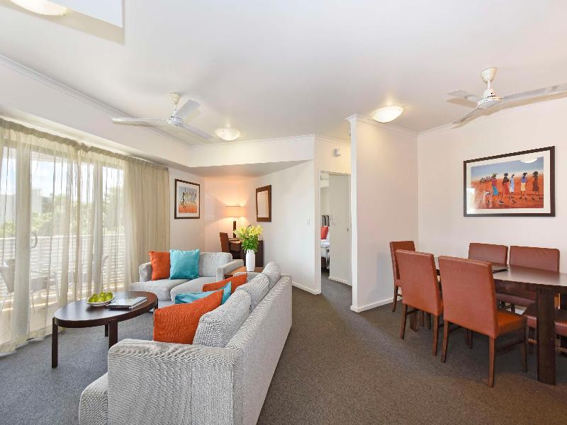 Metro Advance Apartments & Hotel Darwin image
