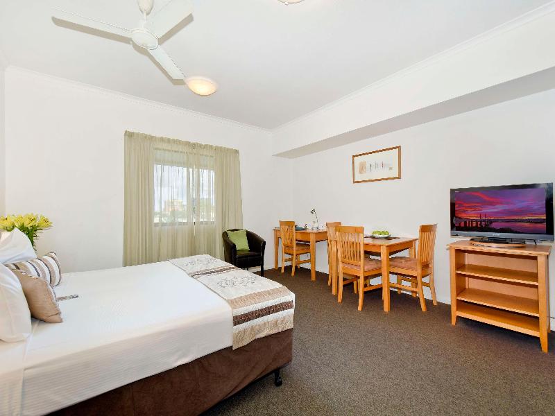 Metro Advance Apartments & Hotel Darwin image