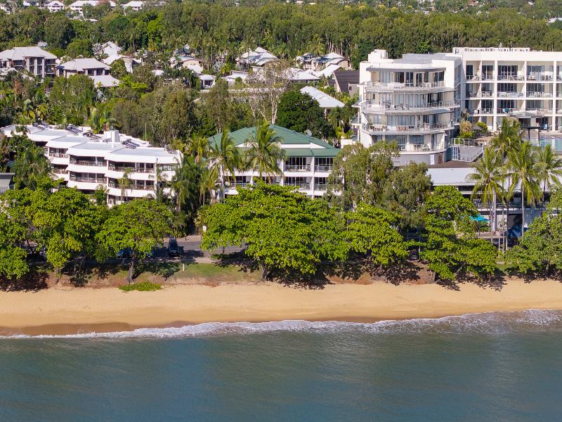 Roydon Beachfront Apartments image