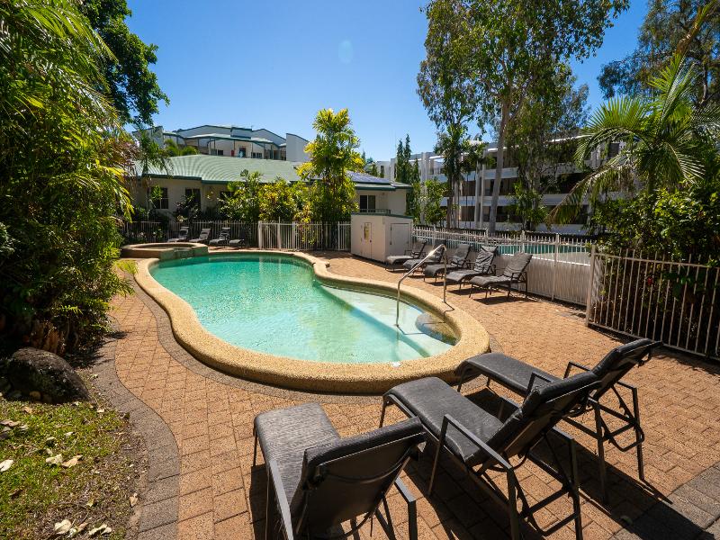 Roydon Beachfront Apartments image