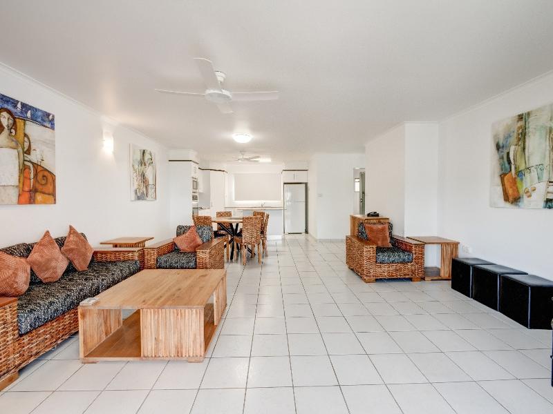 Roydon Beachfront Apartments image