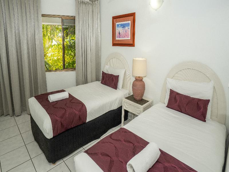 Roydon Beachfront Apartments image