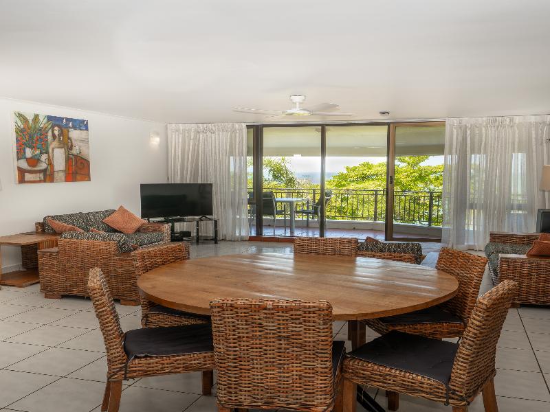 Roydon Beachfront Apartments image