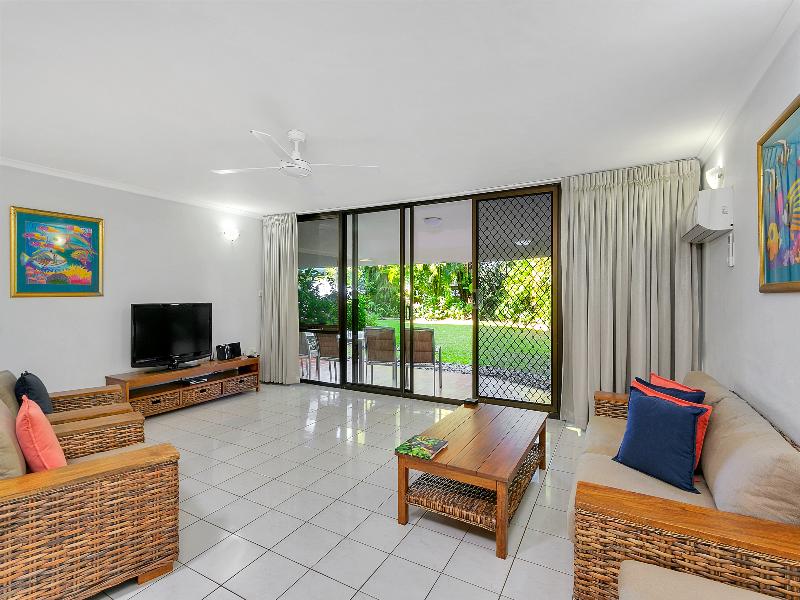 Roydon Beachfront Apartments image