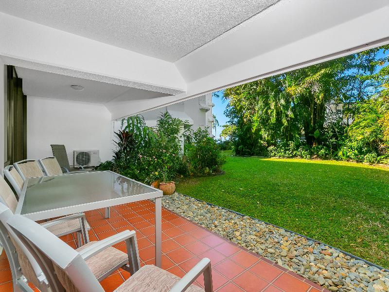 Roydon Beachfront Apartments image