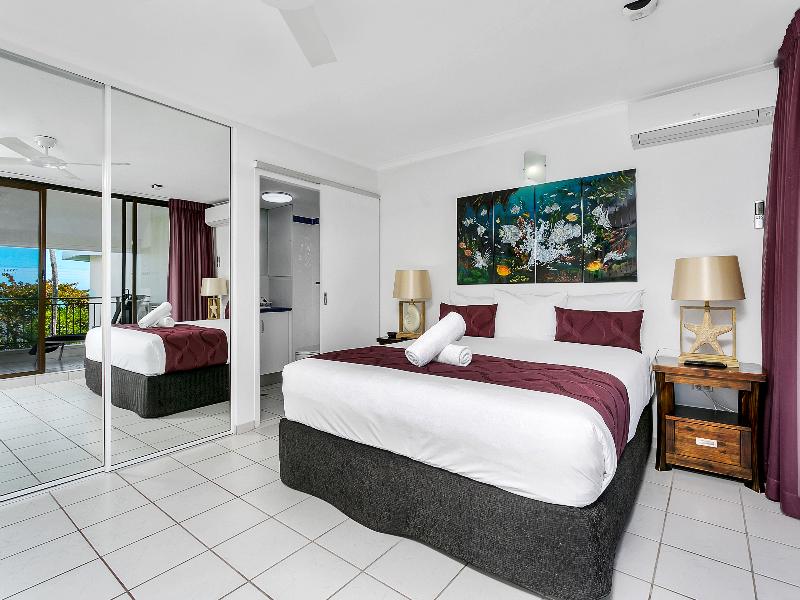 Roydon Beachfront Apartments image