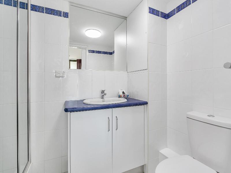 Roydon Beachfront Apartments image