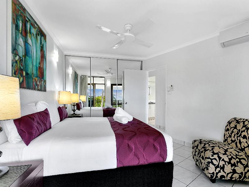 Roydon Beachfront Apartments image