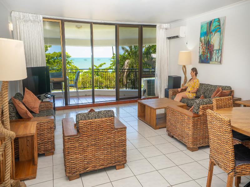 Roydon Beachfront Apartments image