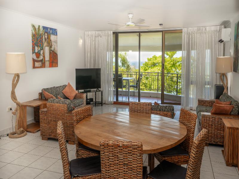 Roydon Beachfront Apartments image