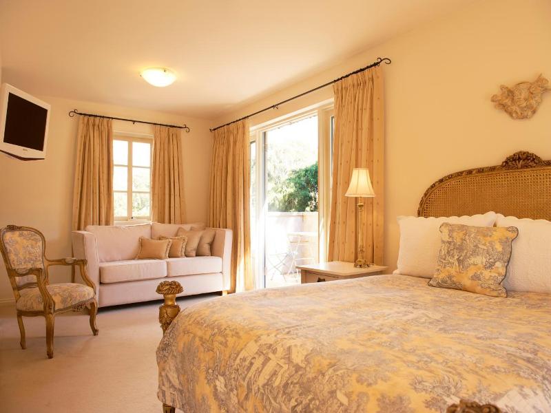 Villa Howden image