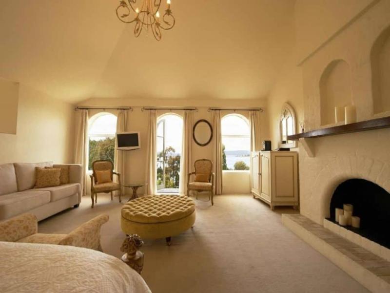 Villa Howden image