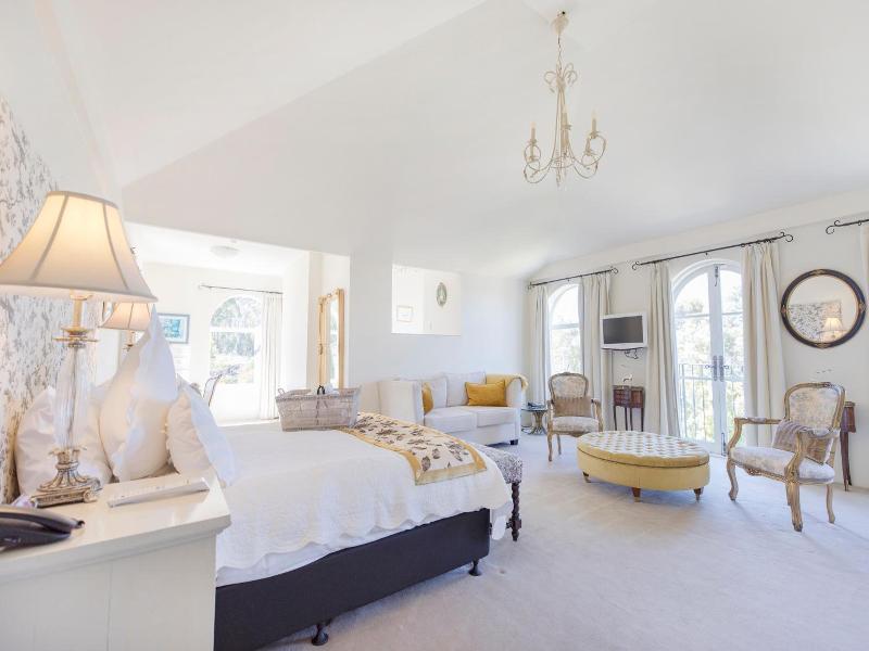 Villa Howden image