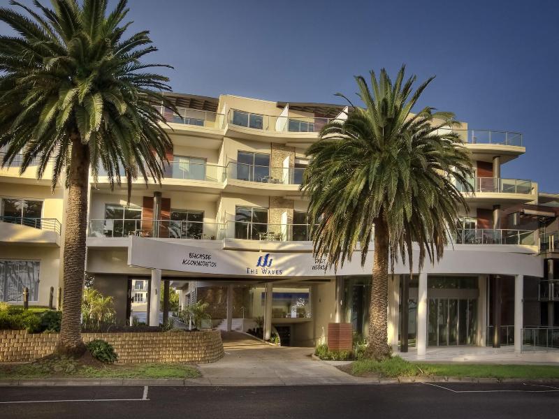 The Waves Serviced Apartments image