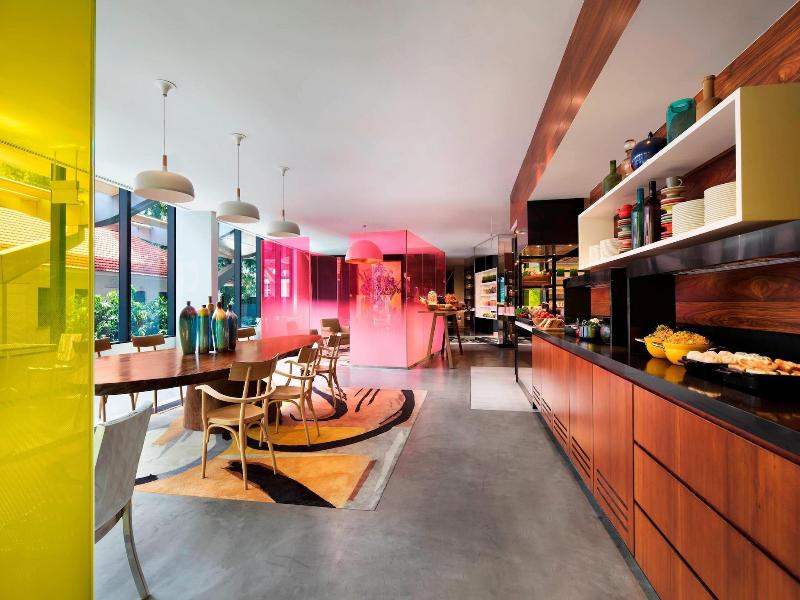 JW Marriott Hotel Singapore South Beach image