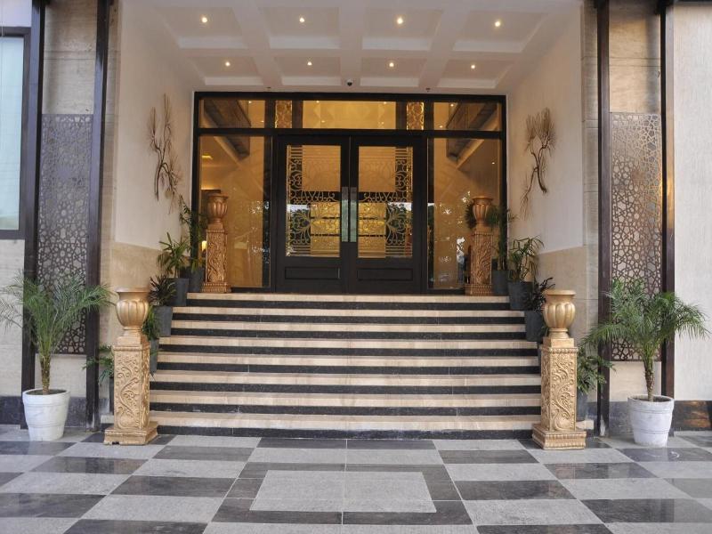 Sapna Clarks Inn image